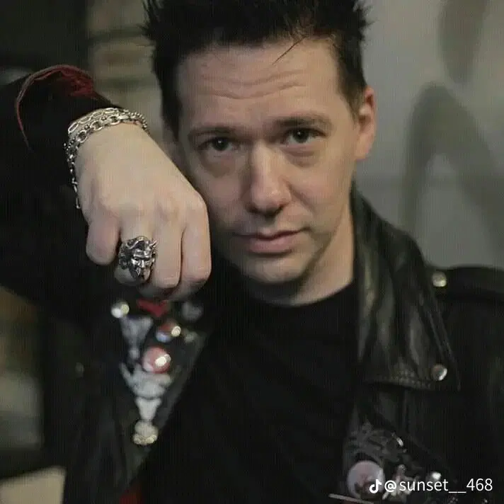 Tobias Forge